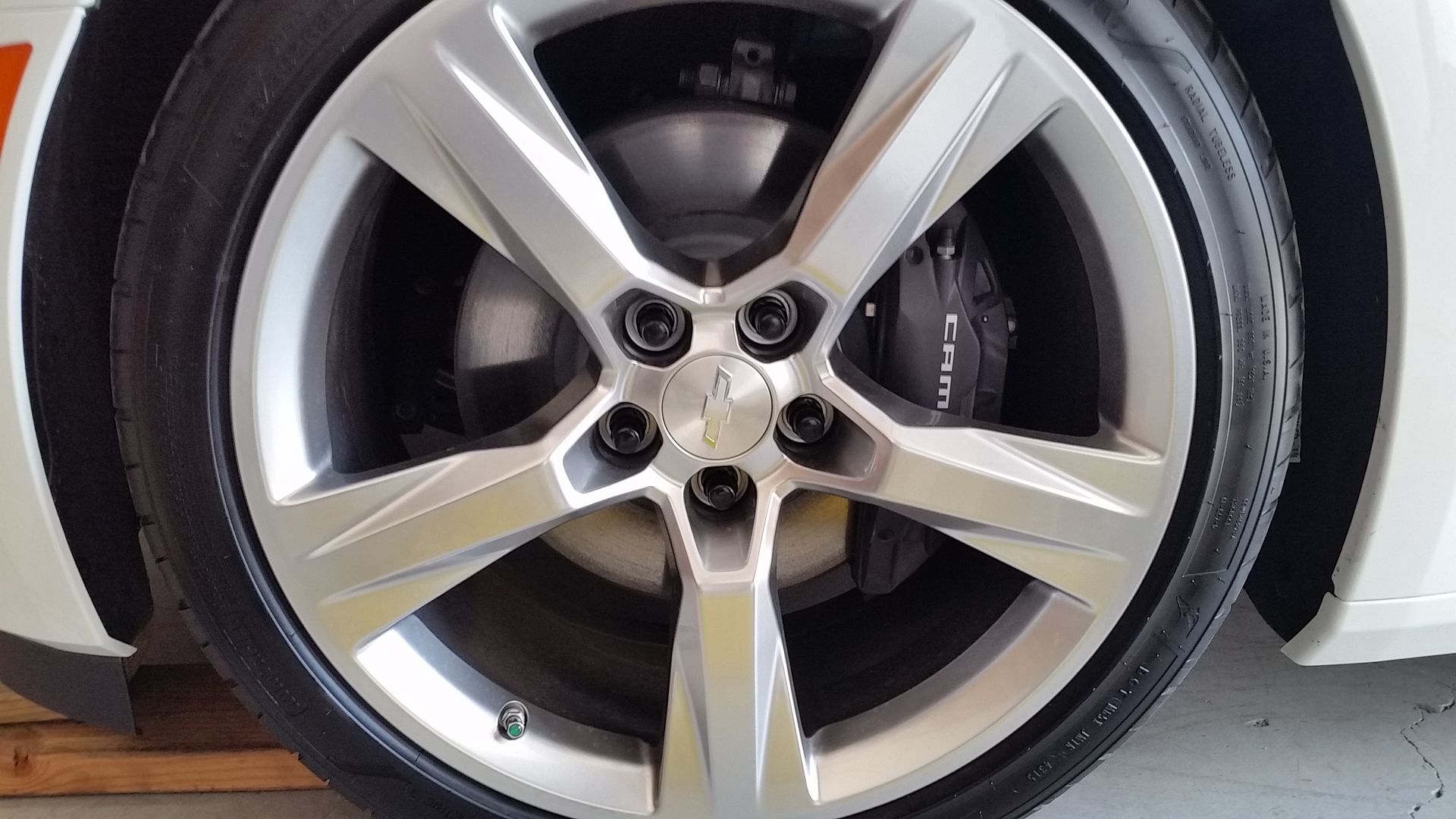 Black lug nuts Camaro5 Chevy Camaro Forum / Camaro ZL1, SS and V6